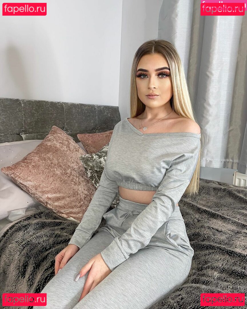 Alex Estelle Nude Onlyfans Photo 21