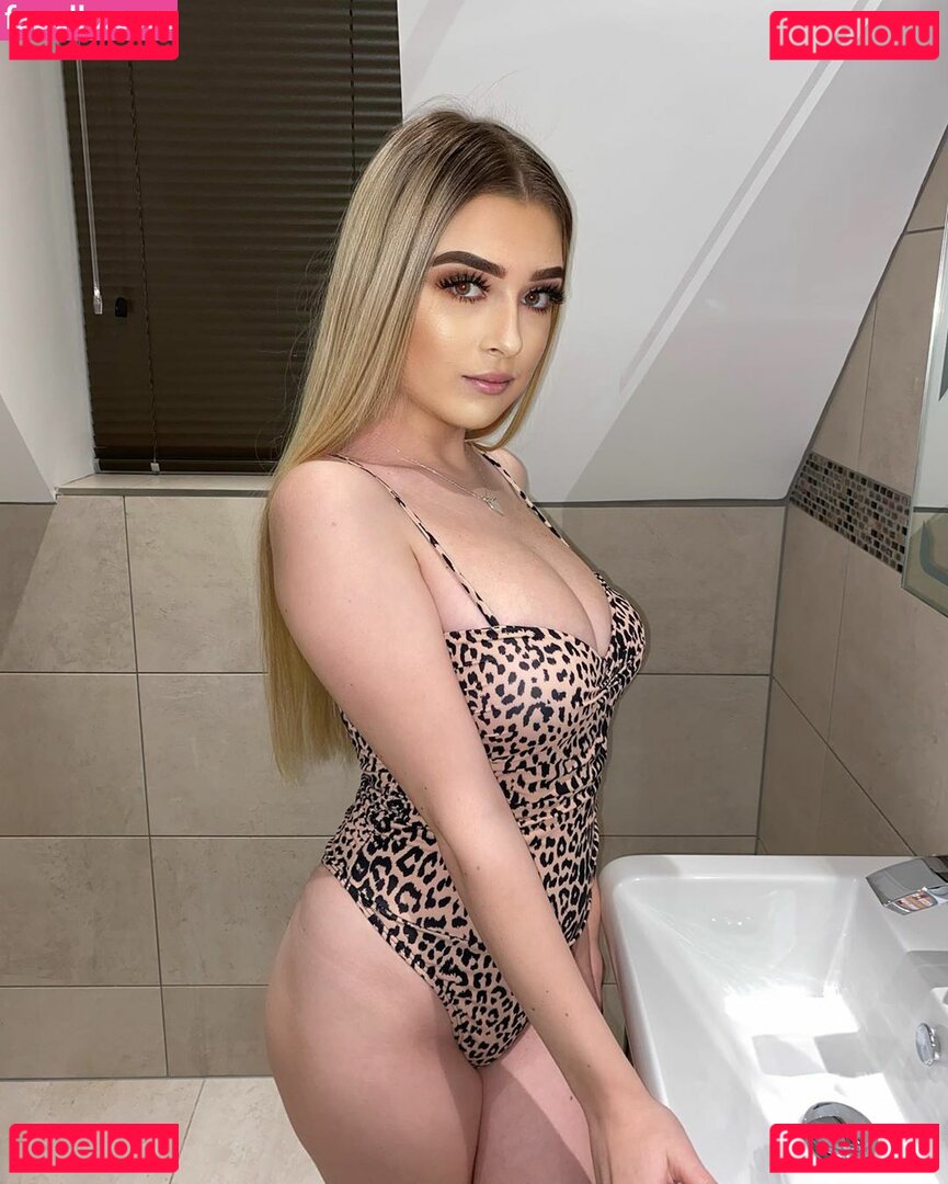 Alex Estelle Nude Onlyfans Photo 19