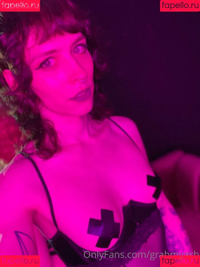Grabmyash Onlyfans Photo Gallery 
