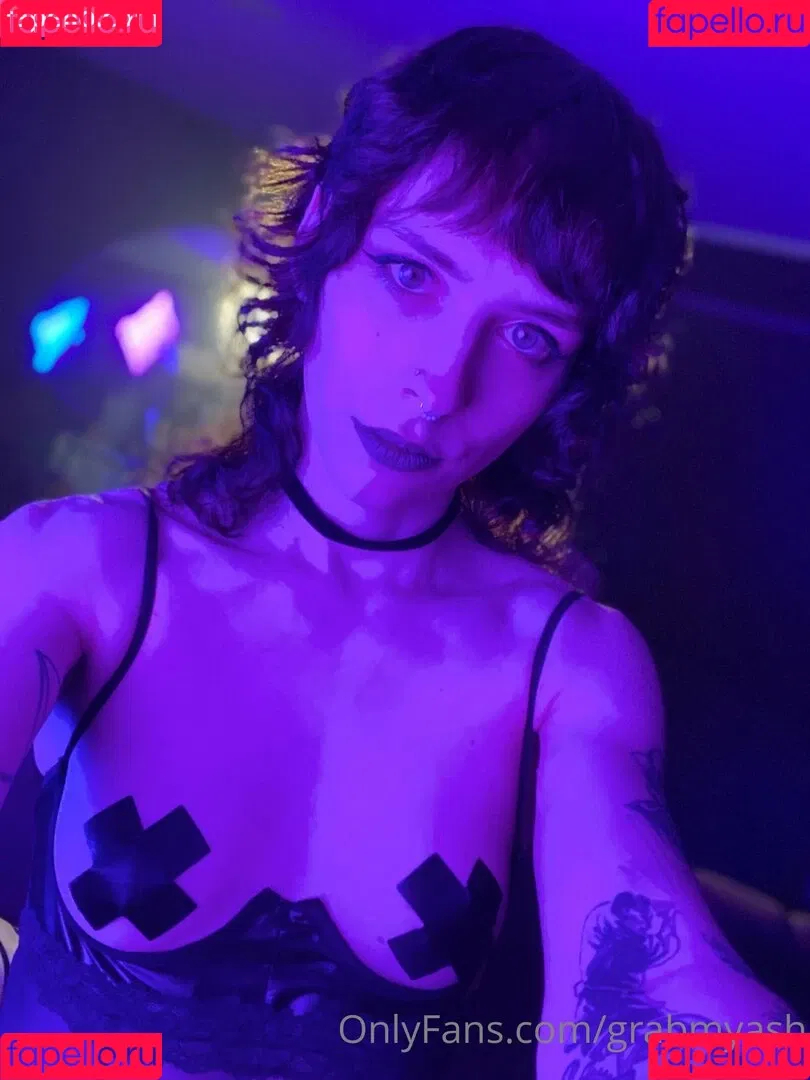 Grabmyash Onlyfans Photo Gallery 