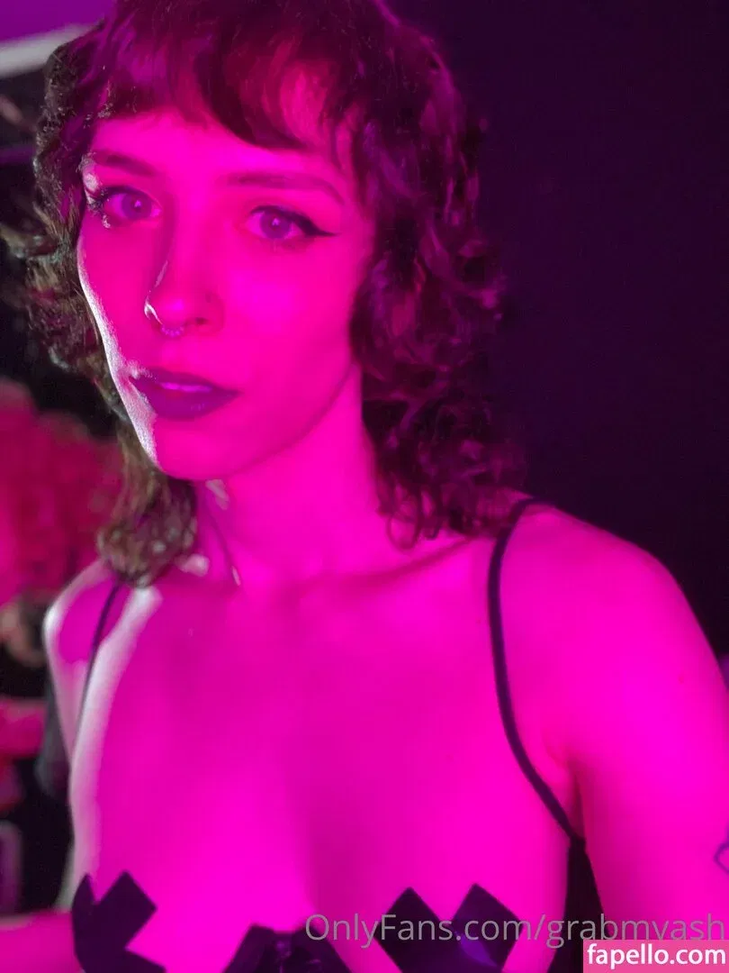 Grabmyash Onlyfans Photo Gallery 