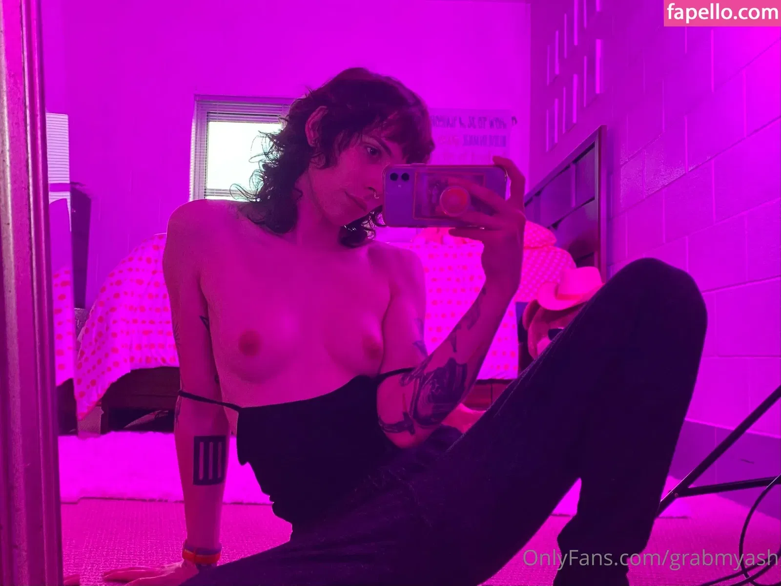 Grabmyash Onlyfans Photo Gallery 