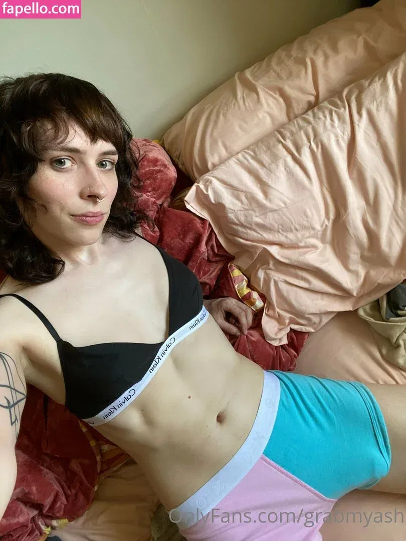 Grabmyash Onlyfans Photo Gallery 