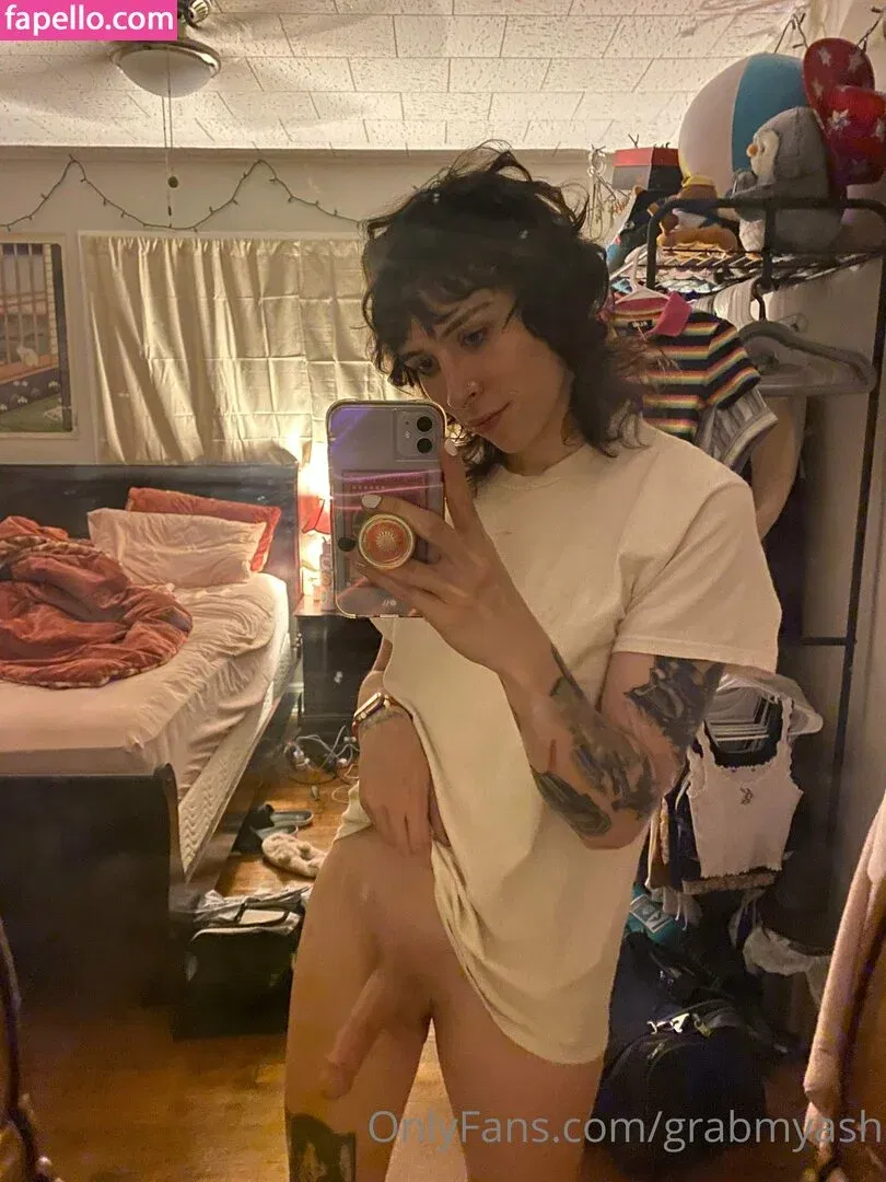 Grabmyash Onlyfans Photo Gallery 