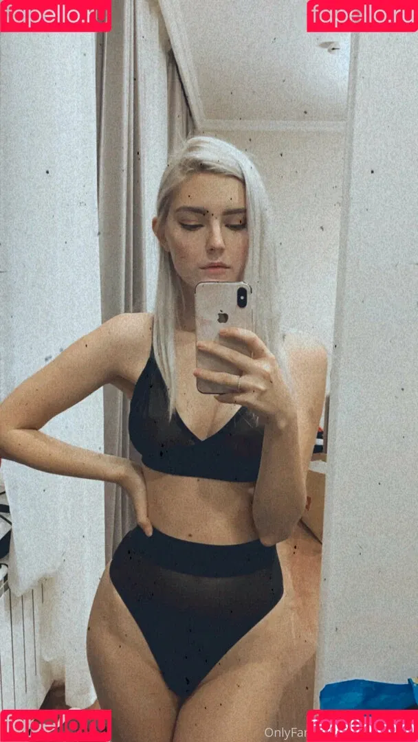 evaelfiefree Onlyfans Photo Gallery 