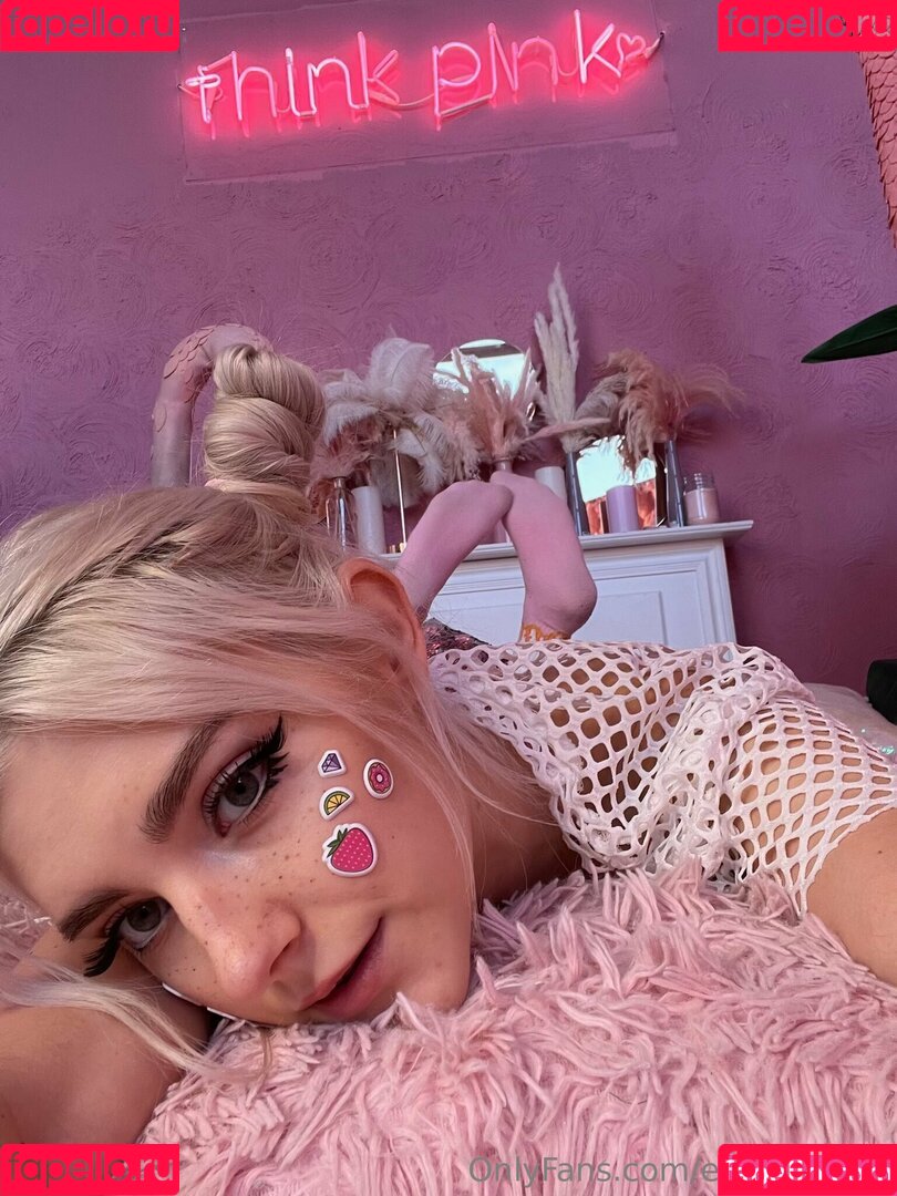 evaelfiefree Onlyfans Photo Gallery 