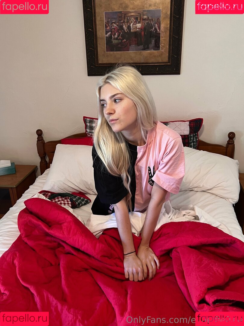 evaelfiefree Onlyfans Photo Gallery 