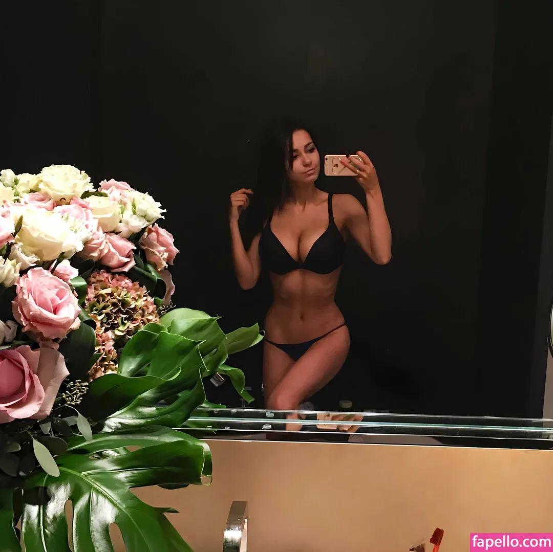 Helga Lovekaty Onlyfans Photo Gallery 