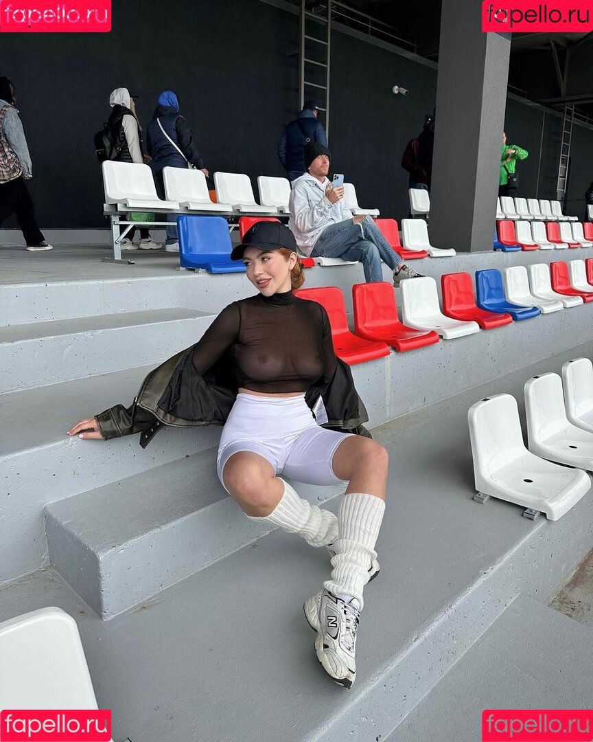 Heeyhelly Onlyfans Photo Gallery 