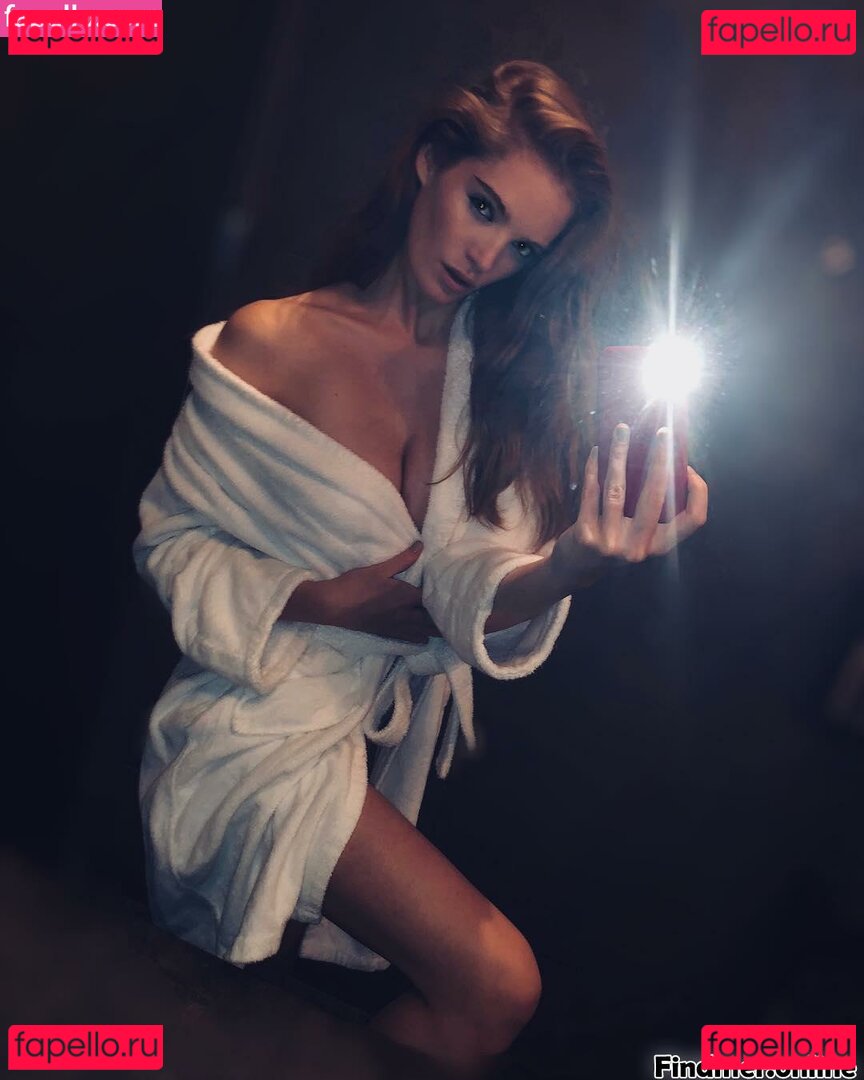 Alexina Graham Nude Onlyfans Photo 19