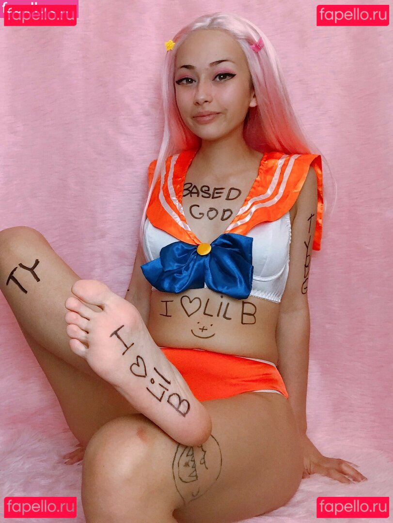 Spacegirlgemmy Nude Onlyfans Photo 25