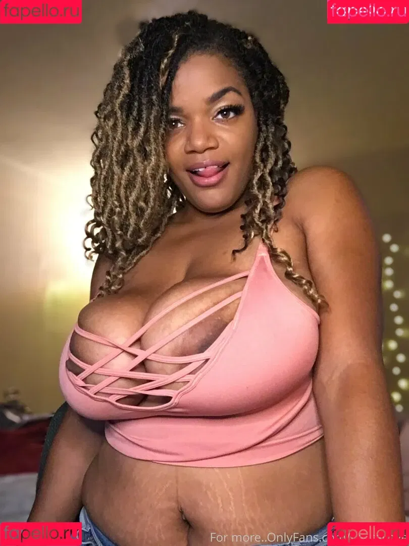 freelearalove Onlyfans Photo Gallery 