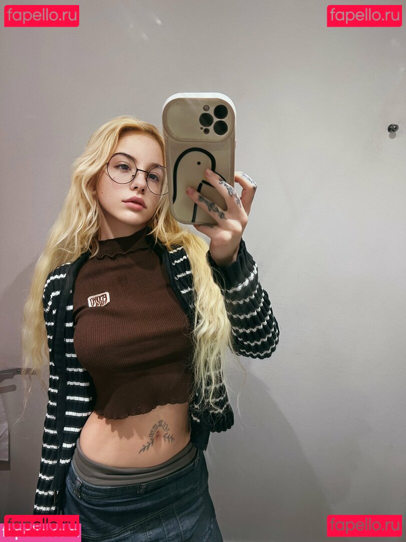 Milk_Baddie Nude Onlyfans Photo 10