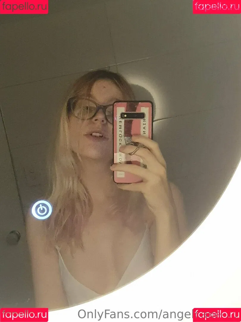 angelcake-77 Onlyfans Photo Gallery 