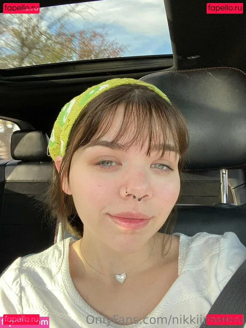 nikkiinatural Onlyfans Photo Gallery 