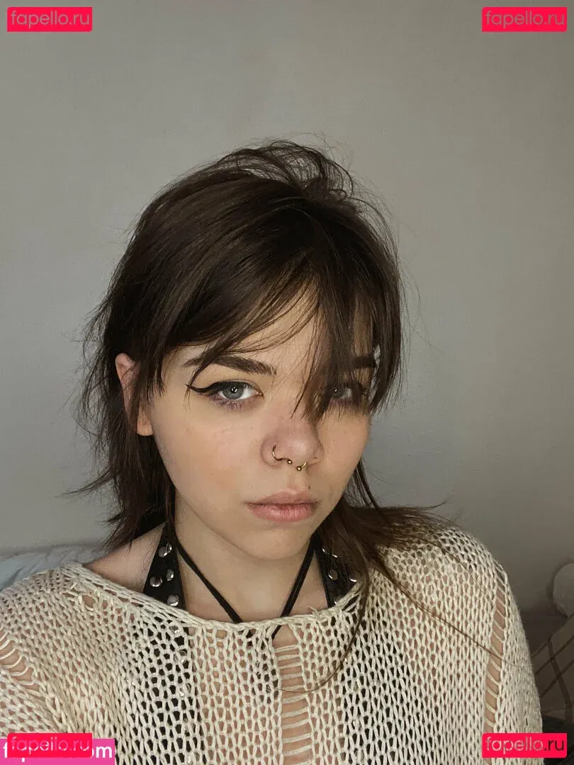 nikkiinatural Onlyfans Photo Gallery 