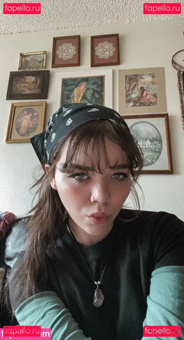 nikkiinatural Onlyfans Photo Gallery 