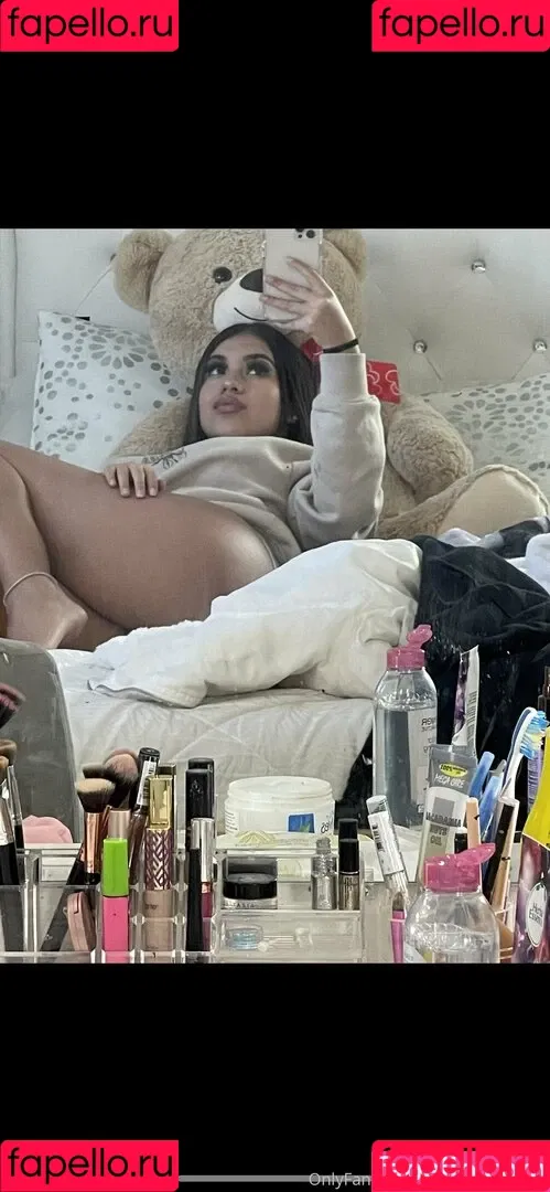 honduranbaddie Onlyfans Photo Gallery 