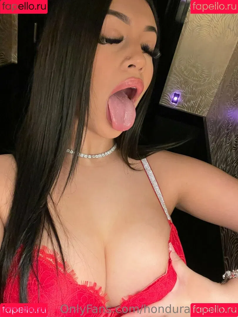 honduranbaddie Onlyfans Photo Gallery 