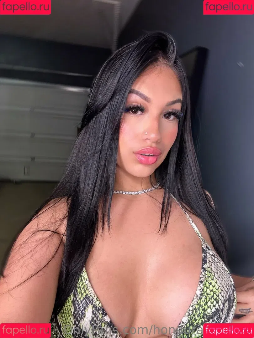 honduranbaddie Onlyfans Photo Gallery 