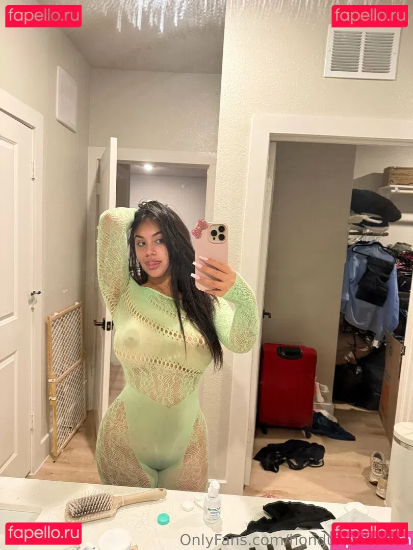 honduranbaddie Onlyfans Photo Gallery 