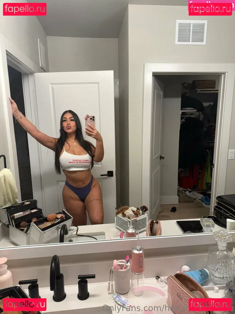 honduranbaddie Onlyfans Photo Gallery 