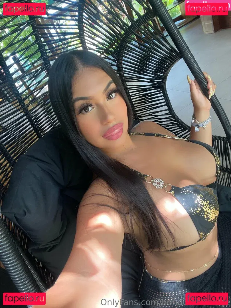 honduranbaddie Onlyfans Photo Gallery 