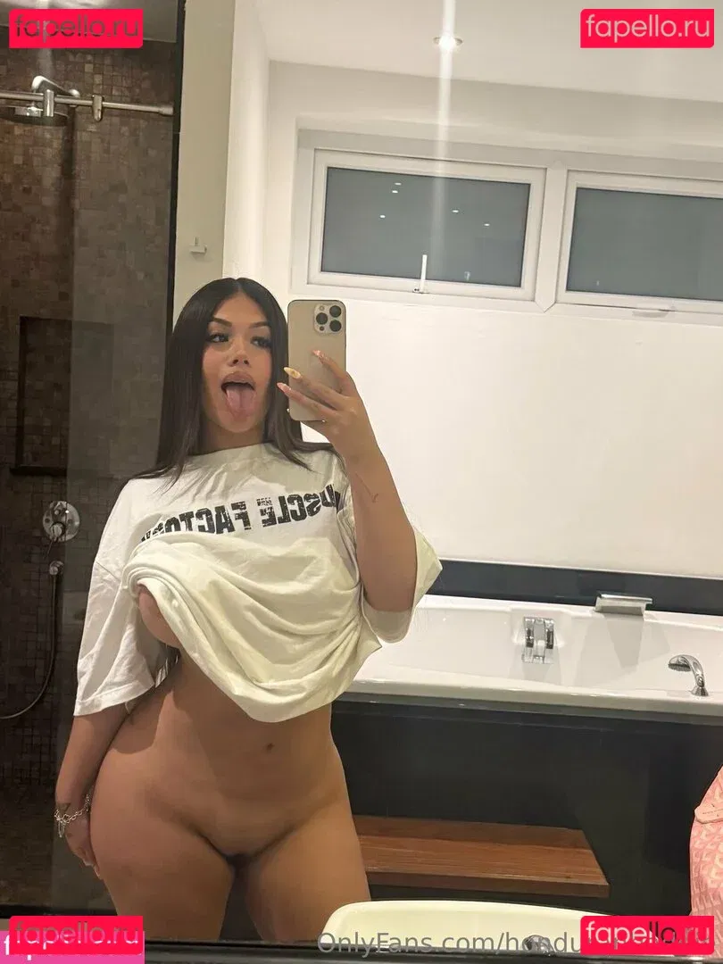 honduranbaddie Onlyfans Photo Gallery 