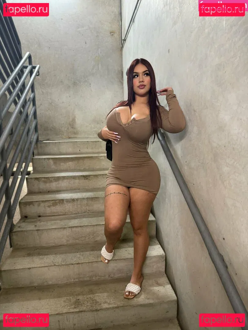 honduranbaddie Onlyfans Photo Gallery 