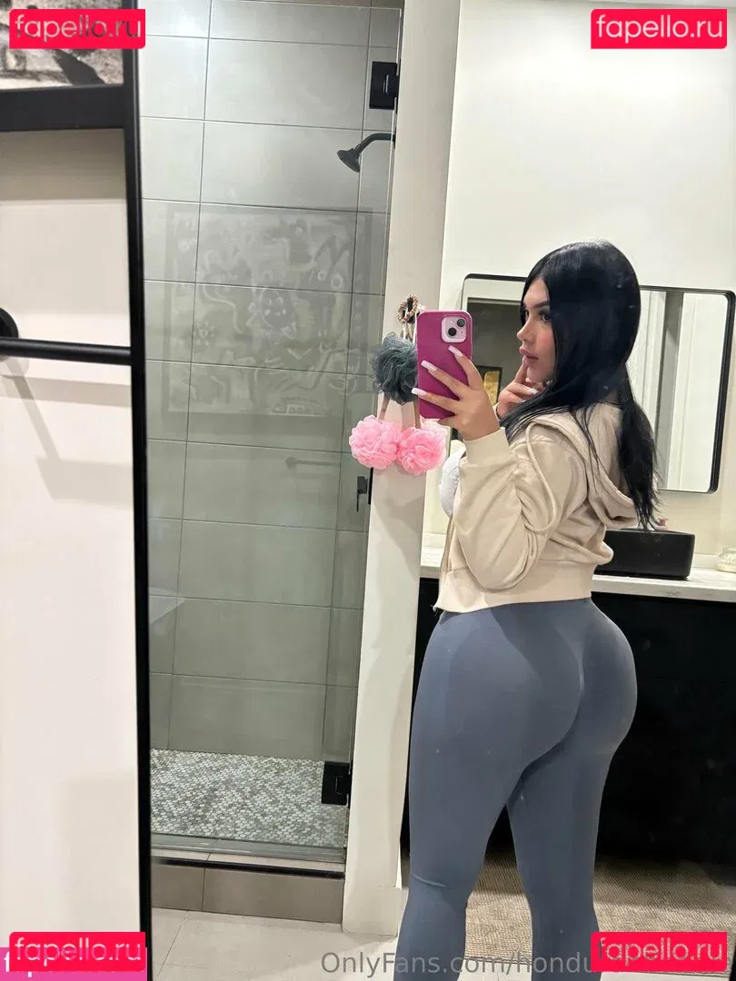 honduranbaddie Onlyfans Photo Gallery 