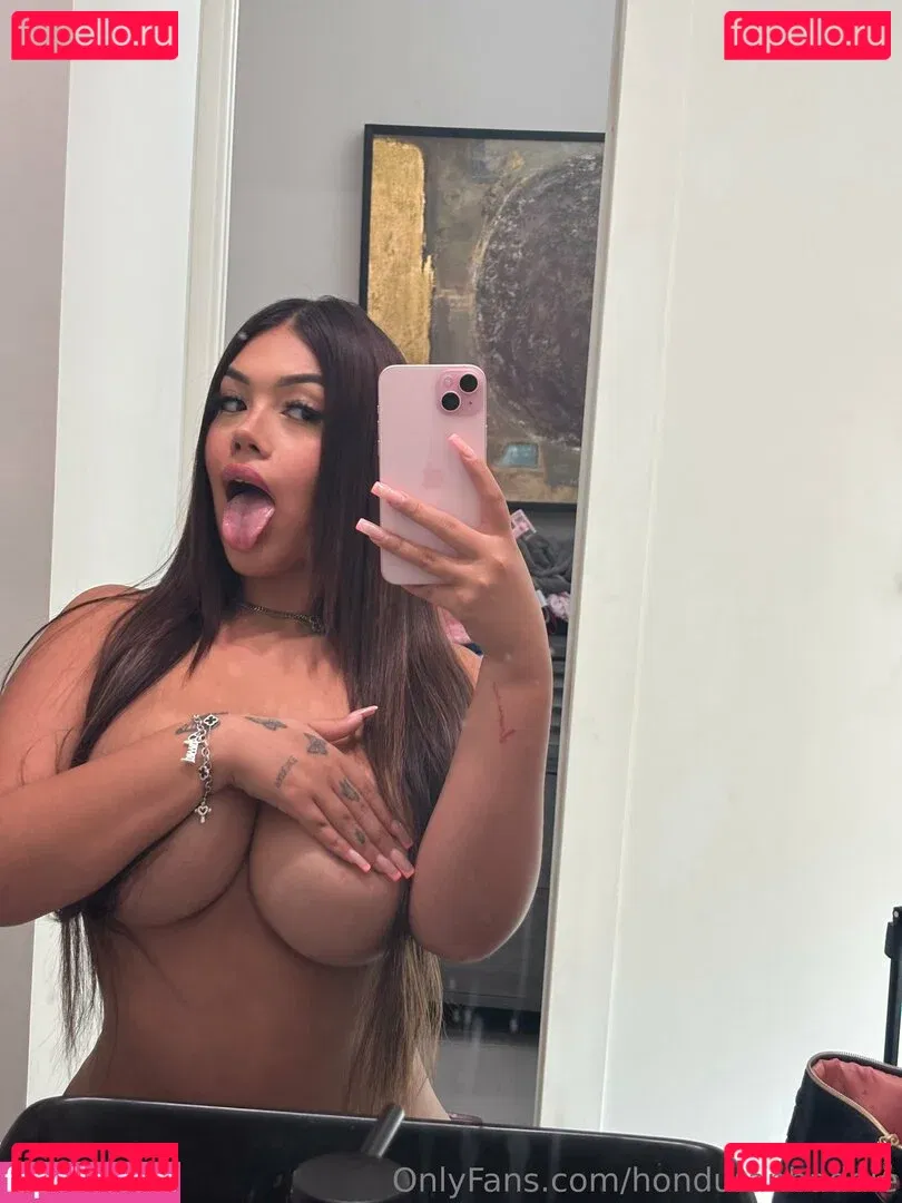 honduranbaddie Onlyfans Photo Gallery 