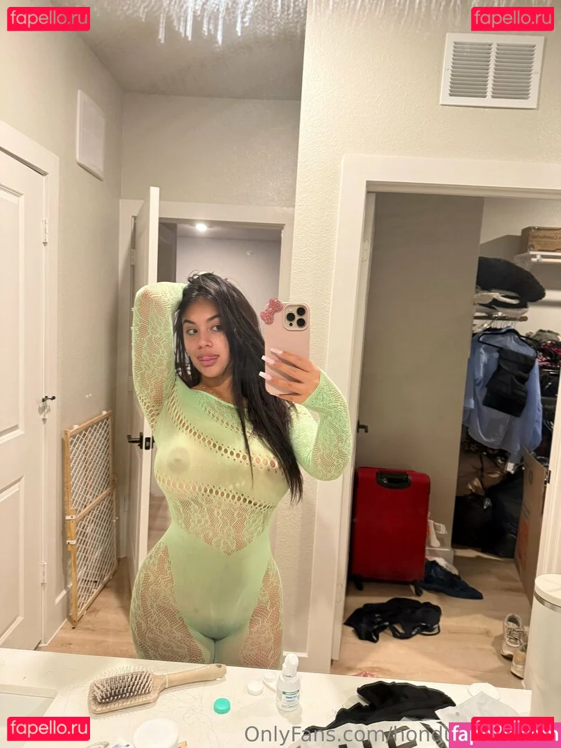 honduranbaddie Onlyfans Photo Gallery 