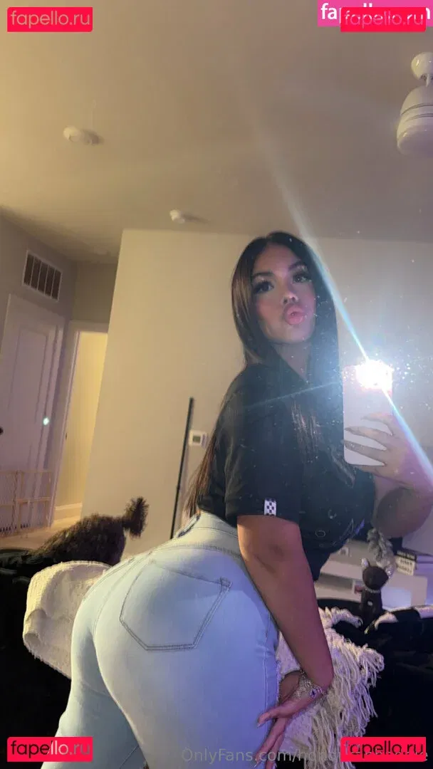 honduranbaddie Onlyfans Photo Gallery 