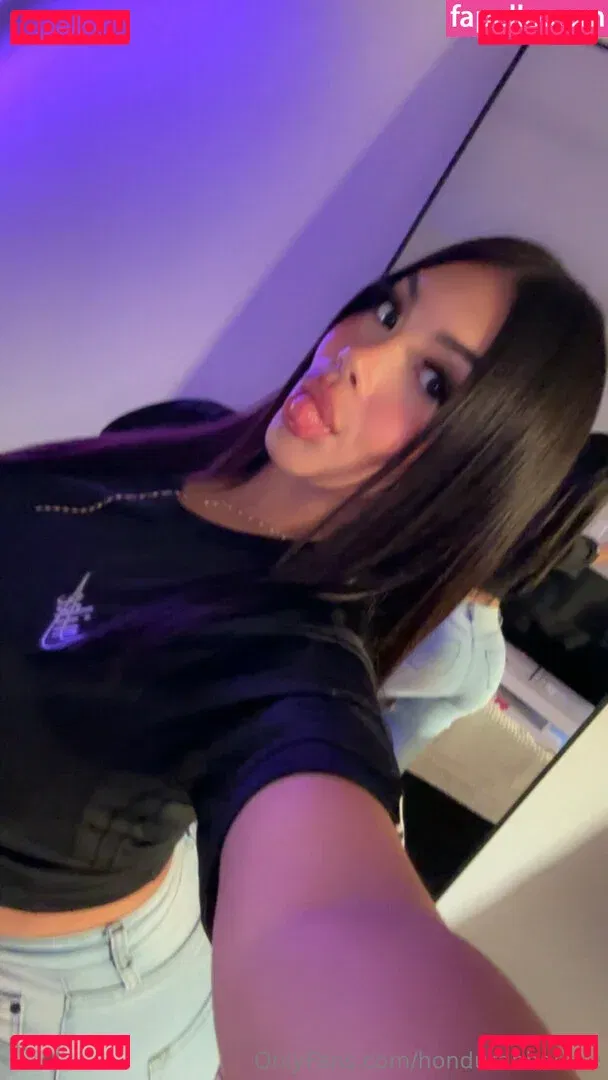 honduranbaddie Onlyfans Photo Gallery 