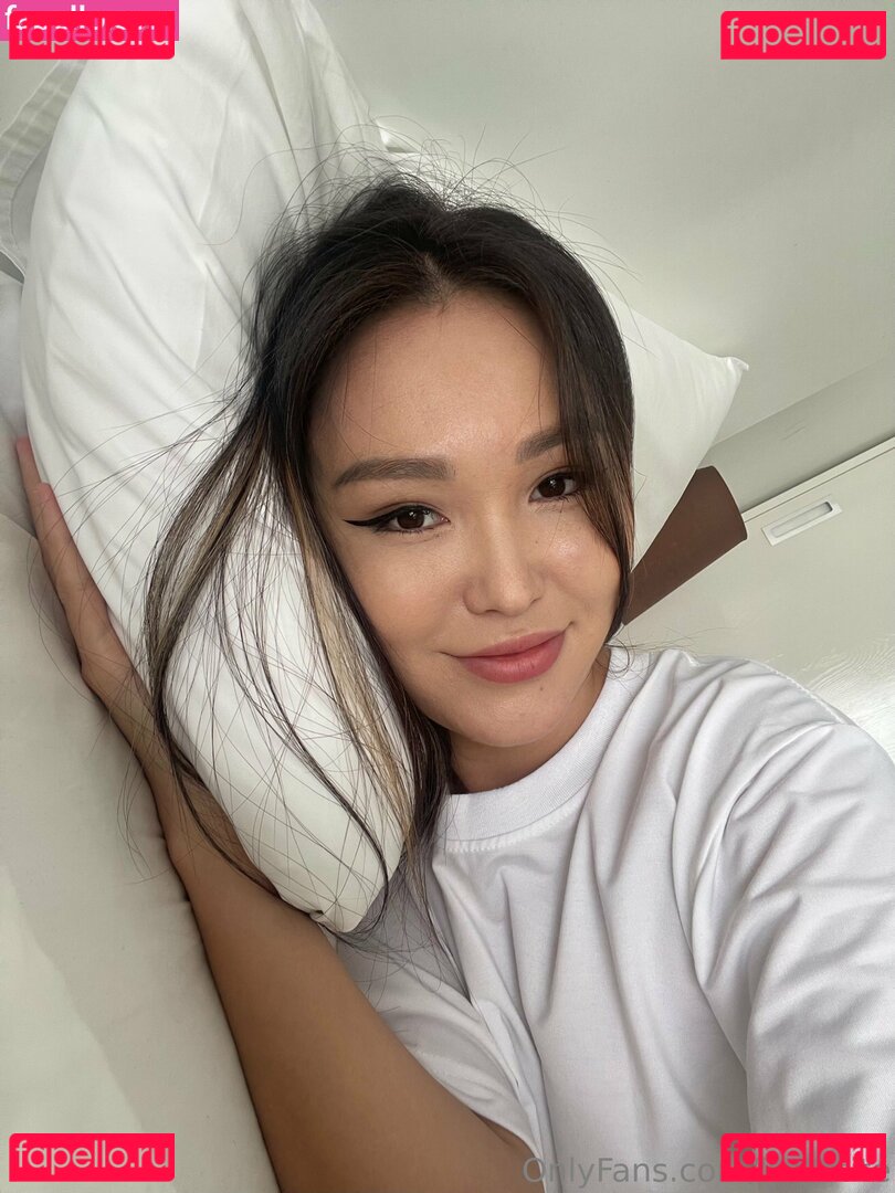 liapetite Nude Onlyfans Photo 12