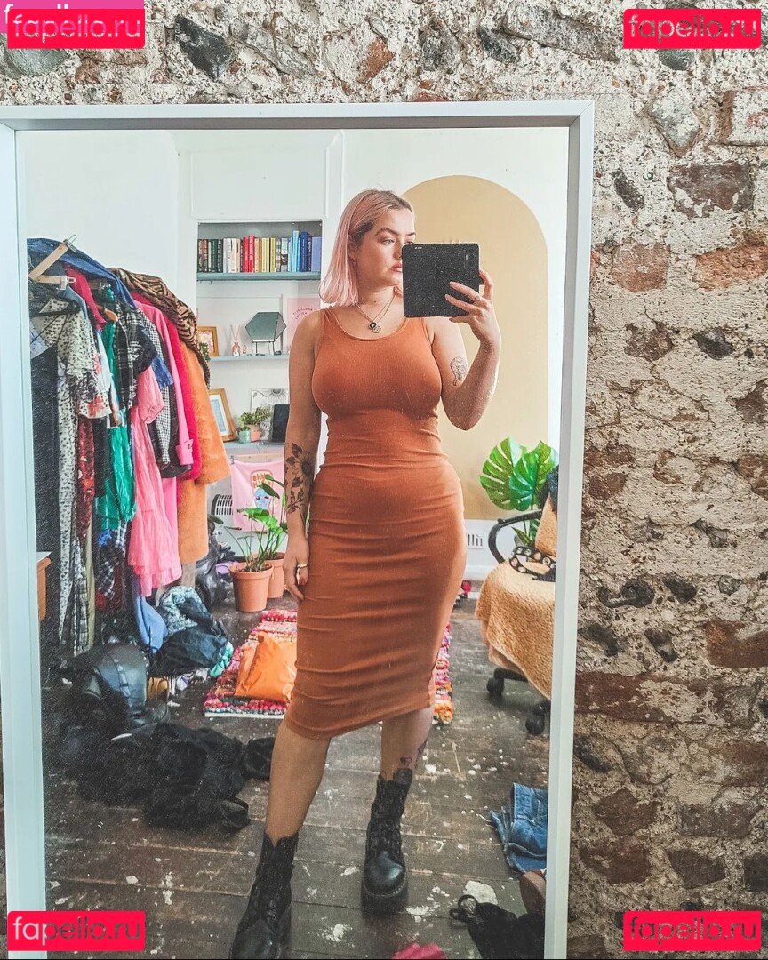 Holly Indigo Nude Onlyfans Photo 19