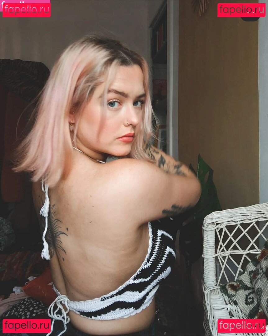 Holly Indigo Nude Onlyfans Photo 17