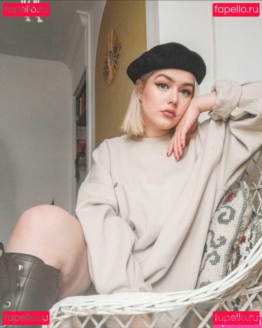 Holly Indigo Nude Onlyfans Photo 14