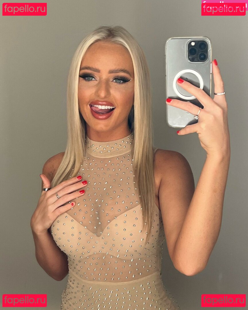 Hayley Bentley Nude Onlyfans Photo 24