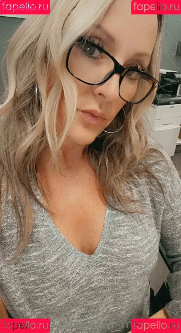 htwf_mom_taylor Onlyfans Photo Gallery 