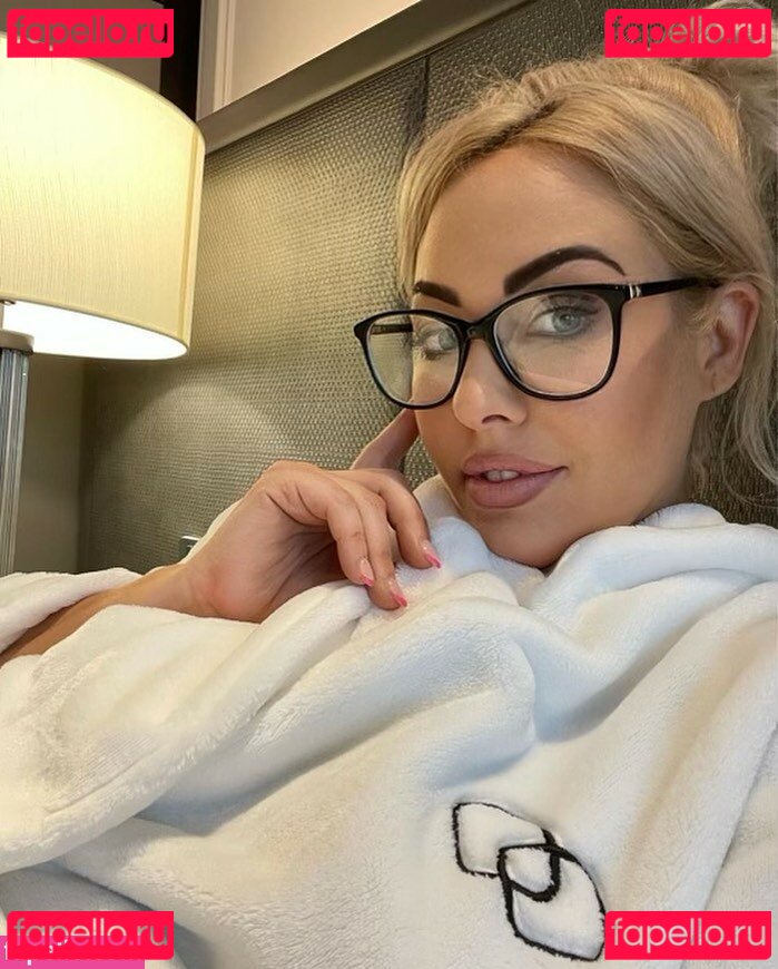 Evie Leana Nude Onlyfans Photo 12
