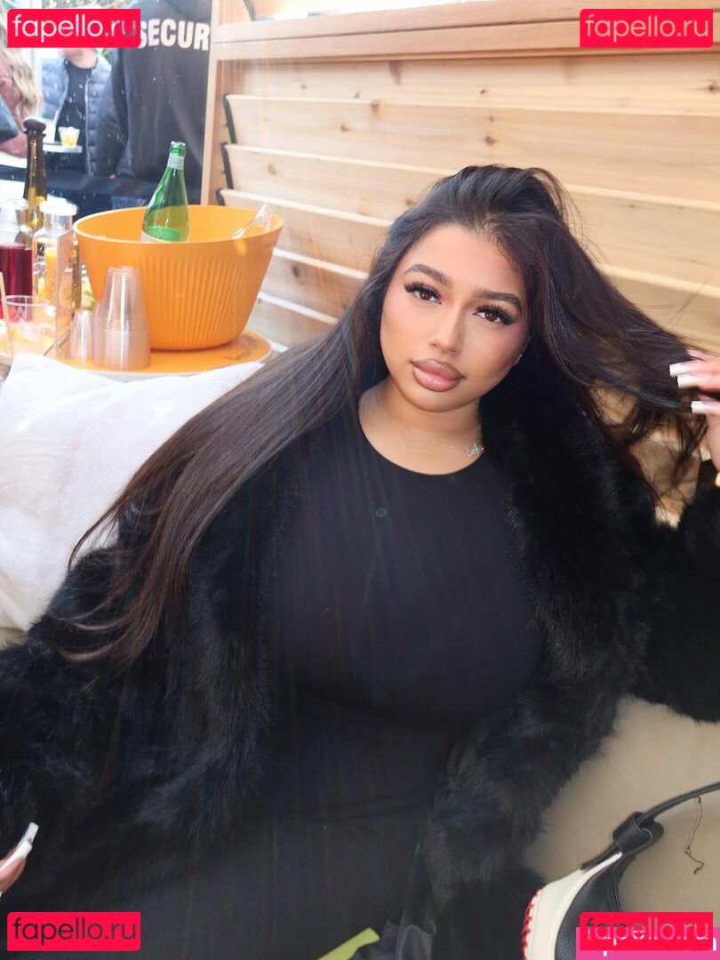 Sofia Marie Nude Onlyfans Photo 3