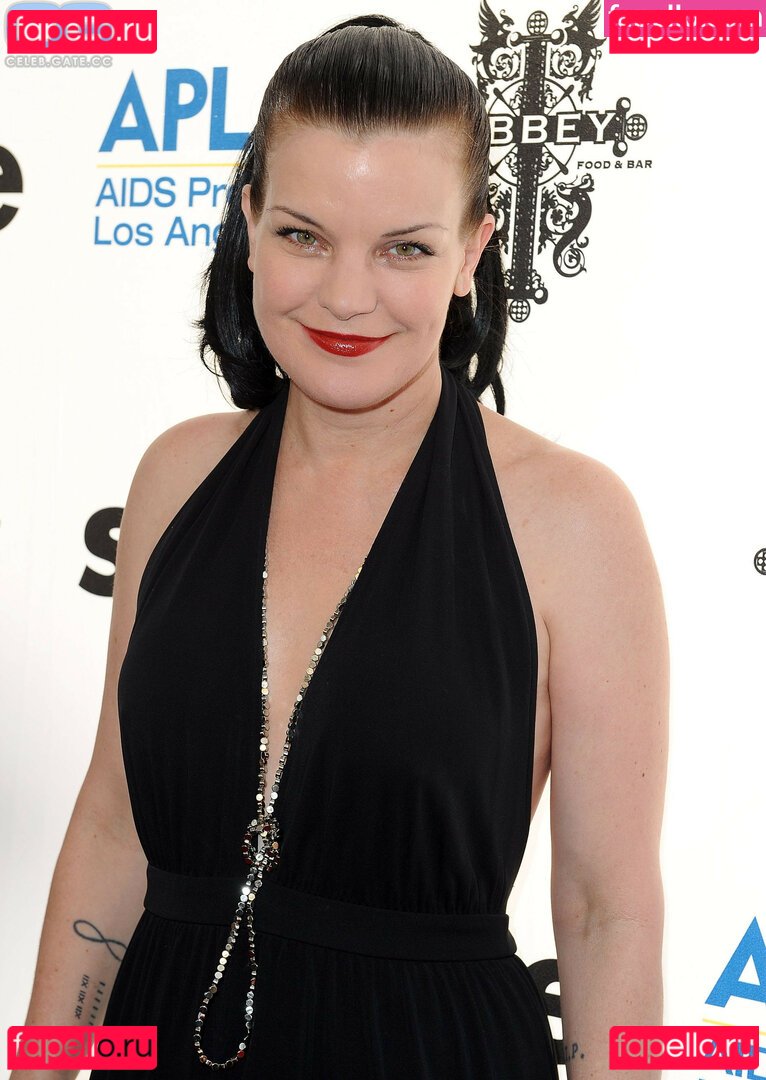 Pauley Perrette Nude Onlyfans Photo 21