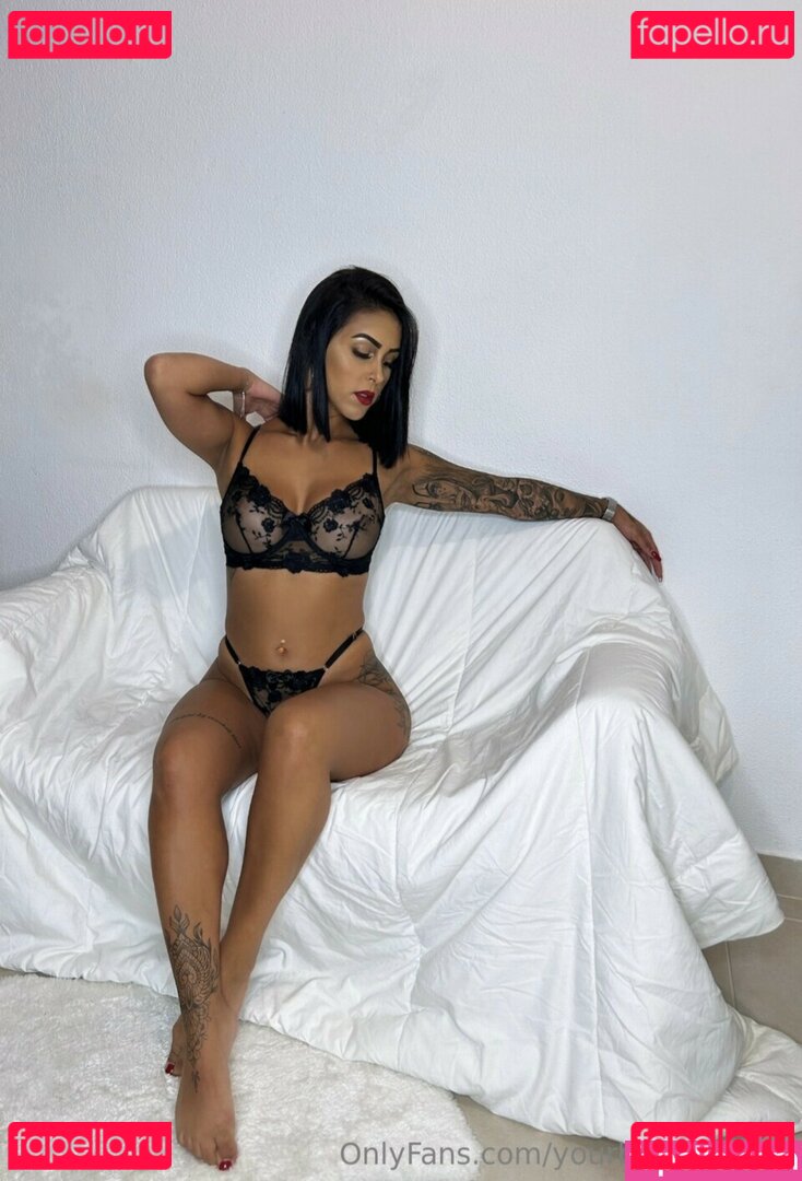 Sara Fernandes Nude Onlyfans Photo 4