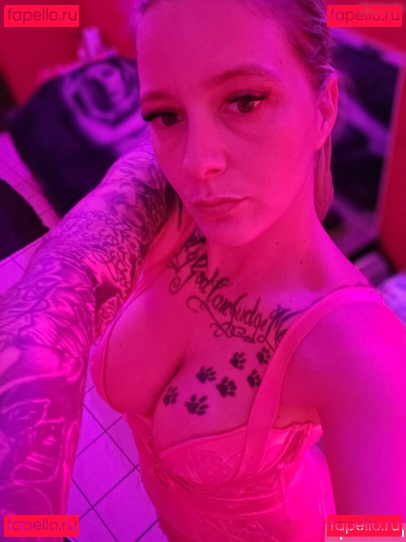Melody Pleasure Nude Onlyfans Photo 9
