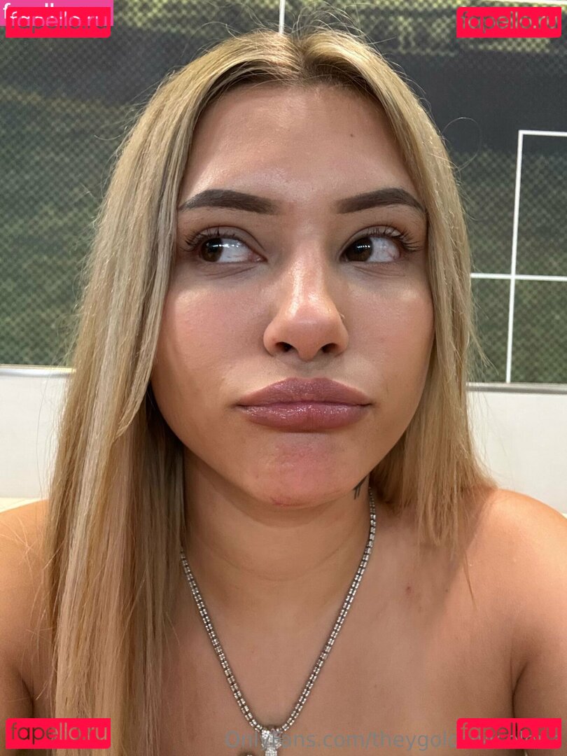 theygoloco4selena Nude Onlyfans Photo 26
