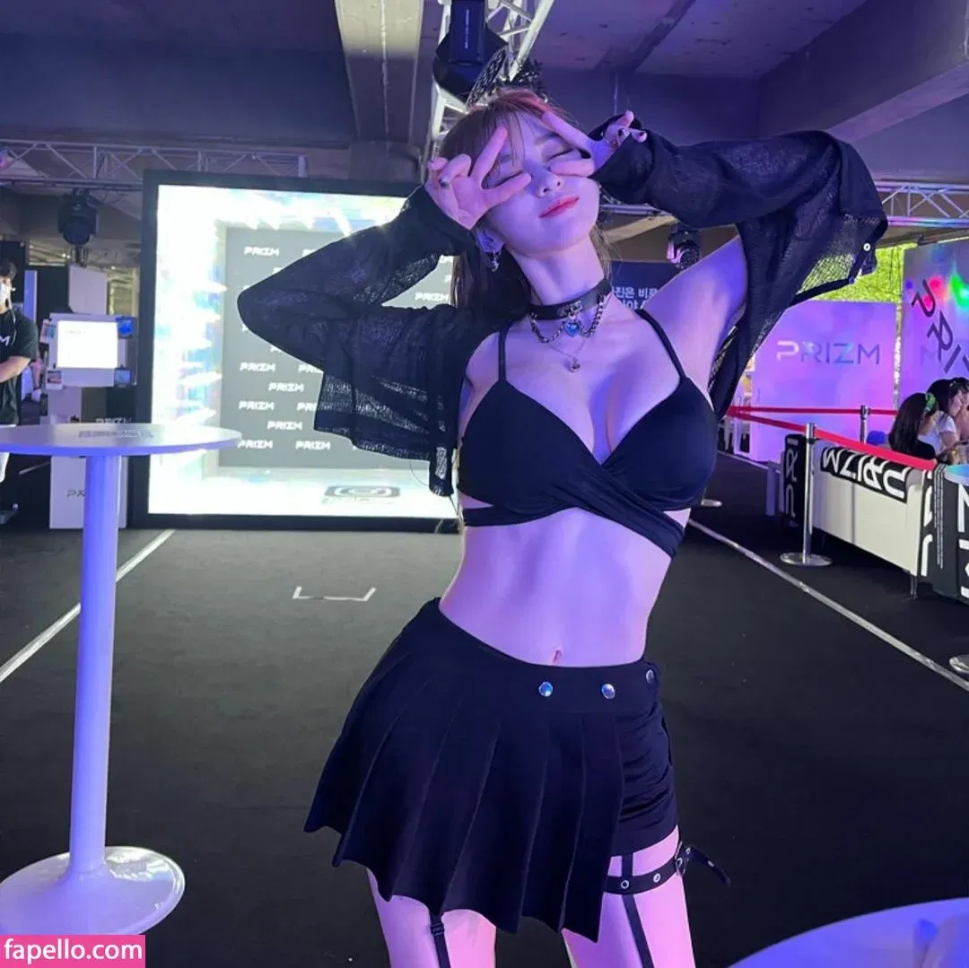 Woohyeon Onlyfans Photo Gallery 