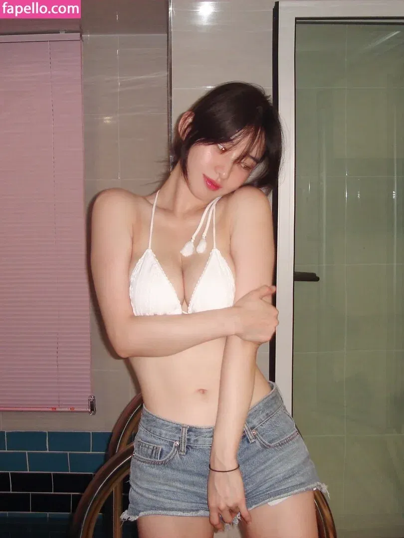 Woohyeon Onlyfans Photo Gallery 