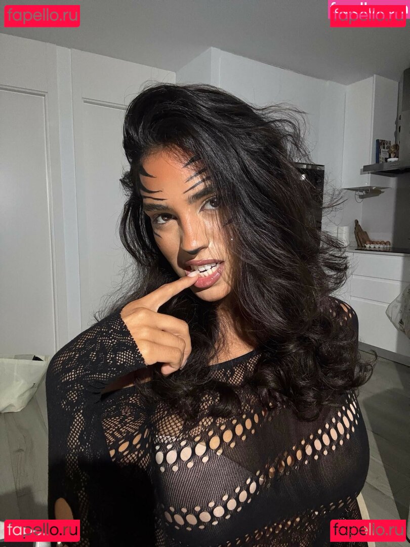 yourpierina Nude Onlyfans Photo 14