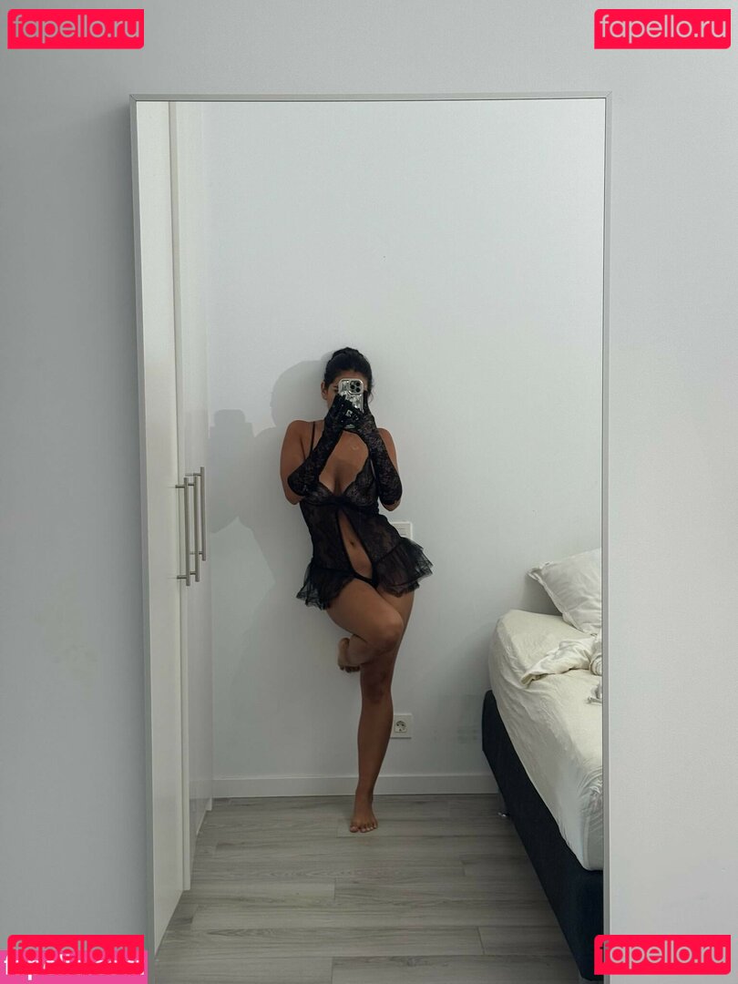 yourpierina Nude Onlyfans Photo 12